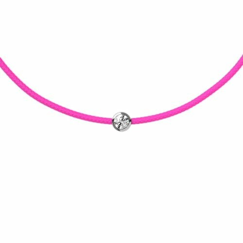 Collier en corde rose avec perle argentée.