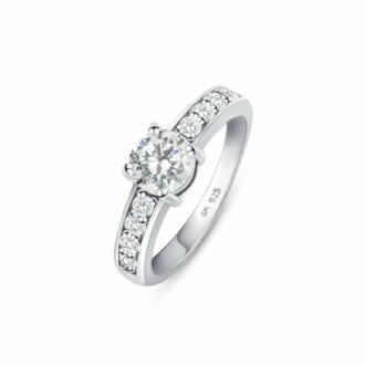 Bague en argent avec diamant central et petits diamants